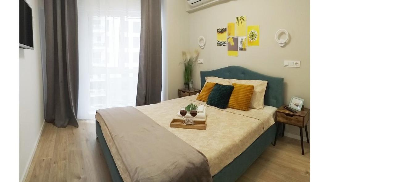 Sunshine - New & Quiet 1Br Apt, Business Area, Close To Airport, Highway A3, Subway Bukarest Kültér fotó