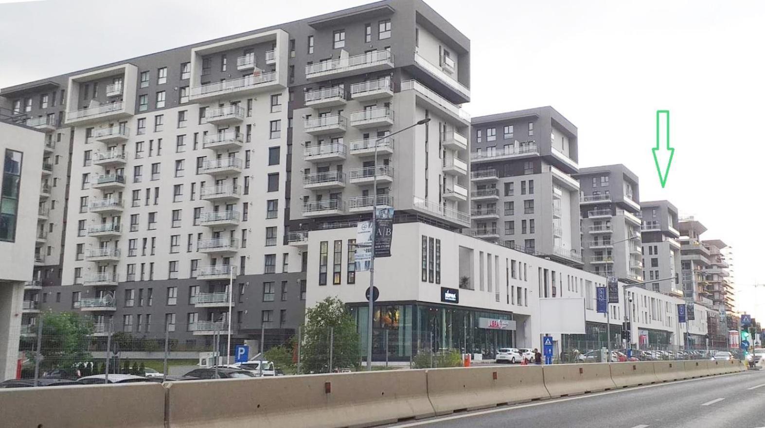 Sunshine - New & Quiet 1Br Apt, Business Area, Close To Airport, Highway A3, Subway Bukarest Kültér fotó